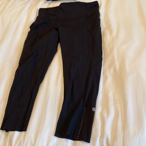 Lulu black crop tights